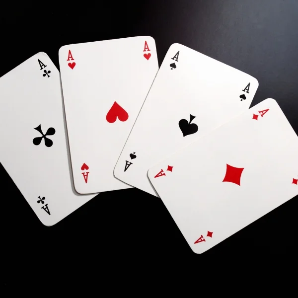 电竞牛棋牌大厅炸金花游戏